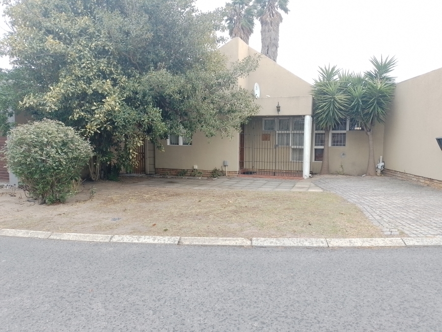 To Let 3 Bedroom Property for Rent in Jagtershof Western Cape